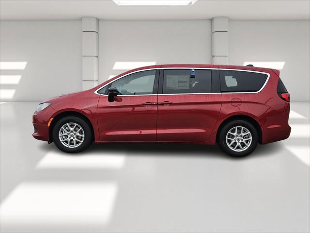 2025 Chrysler Voyager VOYAGER