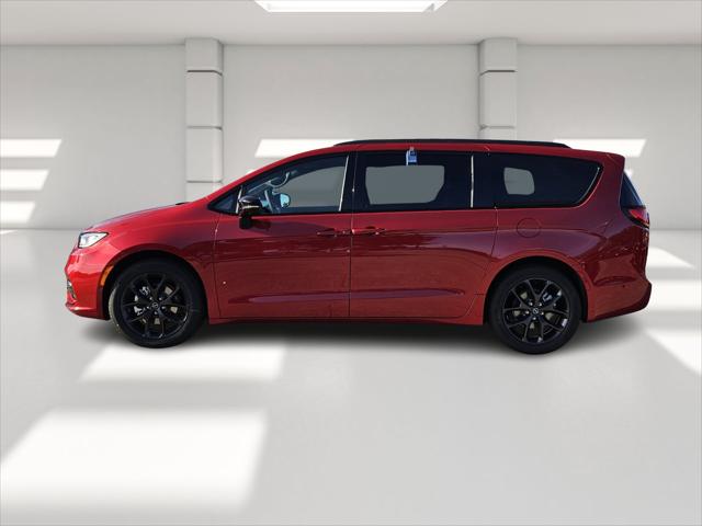 2025 Chrysler Pacifica PACIFICA LIMITED