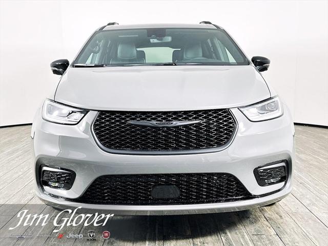 2025 Chrysler Pacifica PACIFICA LIMITED