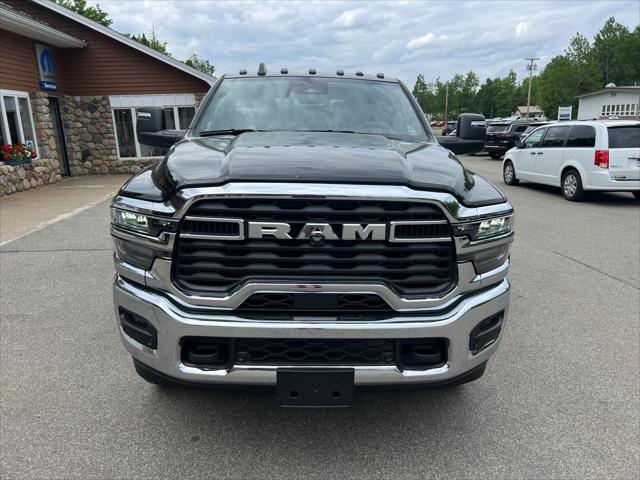 2025 RAM Ram 2500 RAM 2500 TRADESMAN CREW CAB 4X4 64 BOX