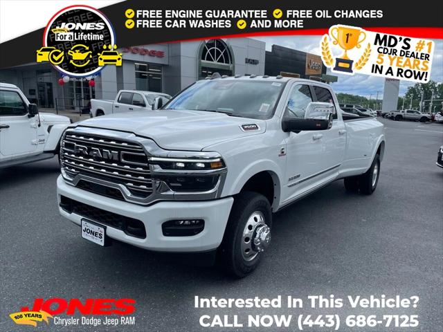 2025 RAM Ram 3500 RAM 3500 LIMITED CREW CAB 4X4 8 BOX