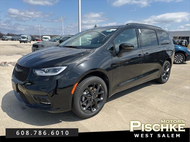 2025 Chrysler Pacifica PACIFICA LIMITED AWD