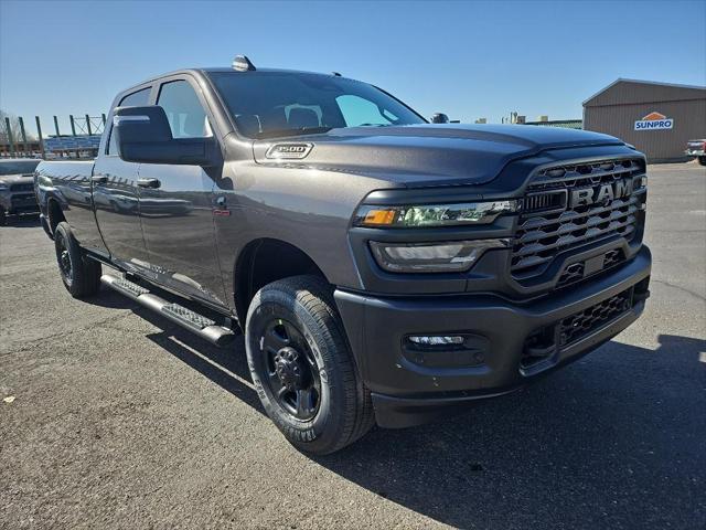 2025 RAM Ram 3500 RAM 3500 TRADESMAN CREW CAB 4X4 8 BOX