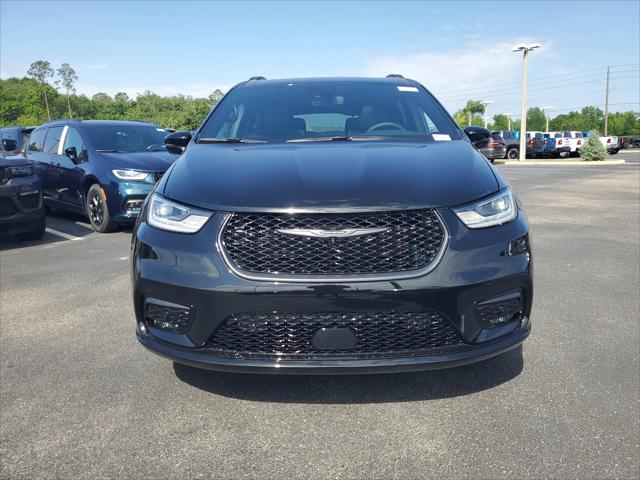 2025 Chrysler Pacifica PACIFICA LIMITED