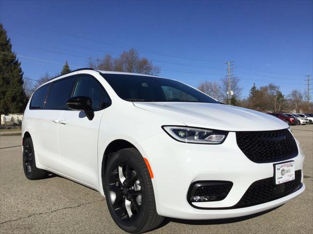 2025 Chrysler Pacifica PACIFICA LIMITED AWD