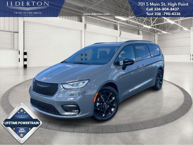 2025 Chrysler Pacifica PACIFICA LIMITED