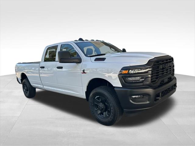 2025 RAM Ram 3500 RAM 3500 TRADESMAN CREW CAB 4X4 8 BOX