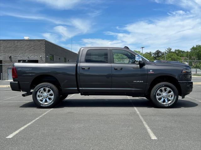 2025 RAM Ram 3500 RAM 3500 LARAMIE CREW CAB 4X4 64 BOX