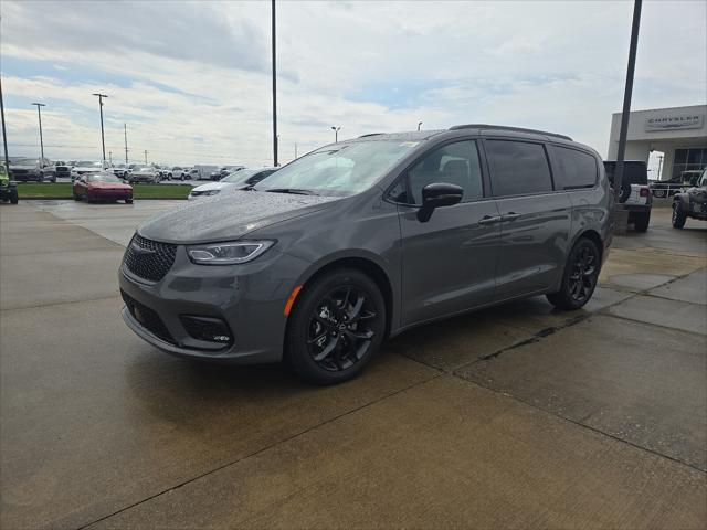2025 Chrysler Pacifica PACIFICA LIMITED