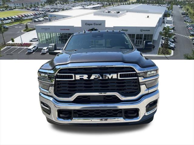 2025 RAM Ram 2500 RAM 2500 TRADESMAN CREW CAB 4X4 64 BOX