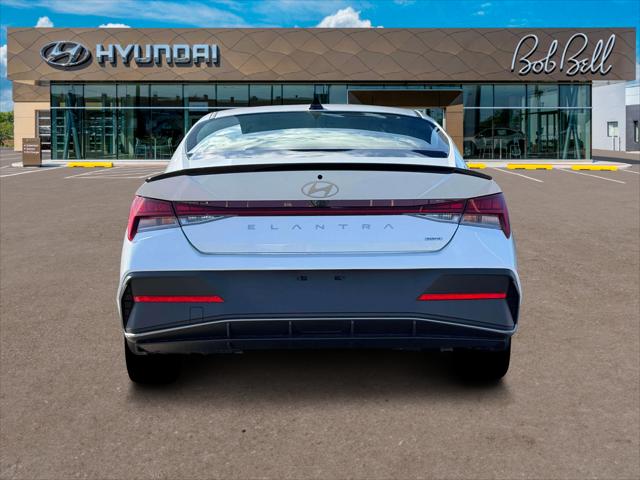 2025 Hyundai Elantra Hybrid SEL Sport