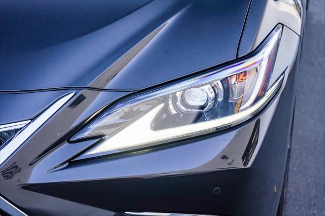 2025 Lexus ES 350 FWD