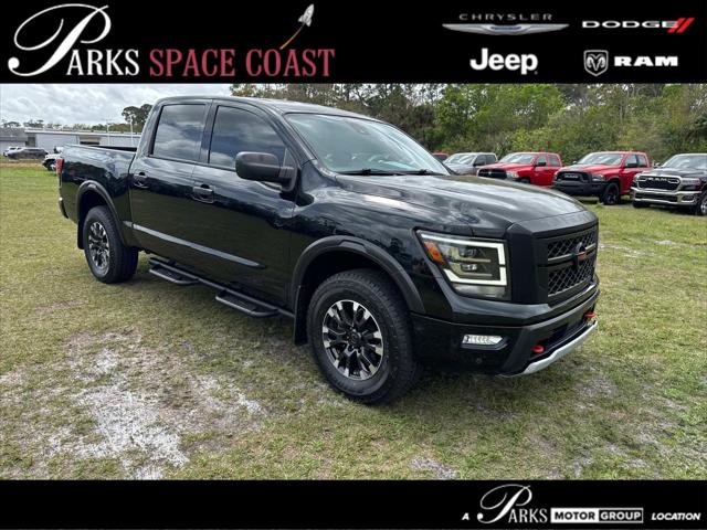 2022 Nissan TITAN Crew Cab PRO-4X 4x4