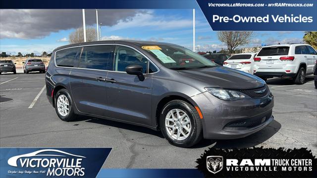 2023 Chrysler Voyager LX
