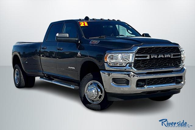 2021 RAM 3500 Tradesman Crew Cab 4x4 8 Box