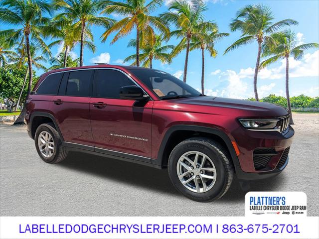 2023 Jeep Grand Cherokee Laredo 4x4
