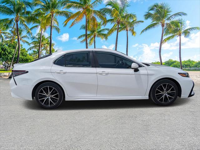 2021 Toyota Camry SE