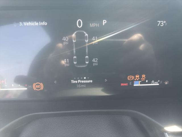 2025 Jeep Grand Cherokee GRAND CHEROKEE L LAREDO X 4X4