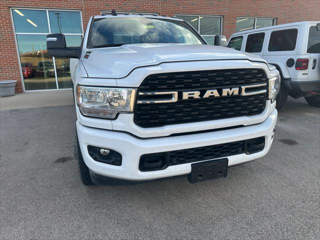 2023 RAM 3500 Big Horn Crew Cab 4x4 8 Box