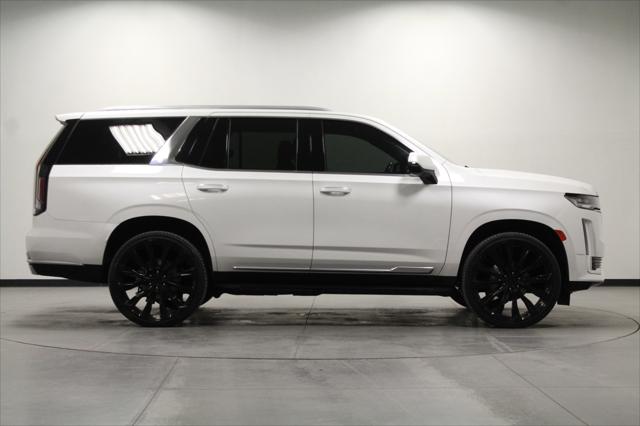 2023 Cadillac Escalade 4WD Luxury