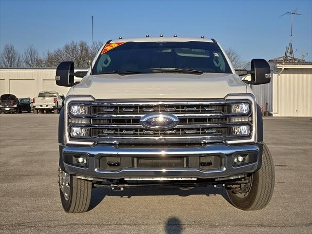 2023 Ford F-450 Chassis LARIAT