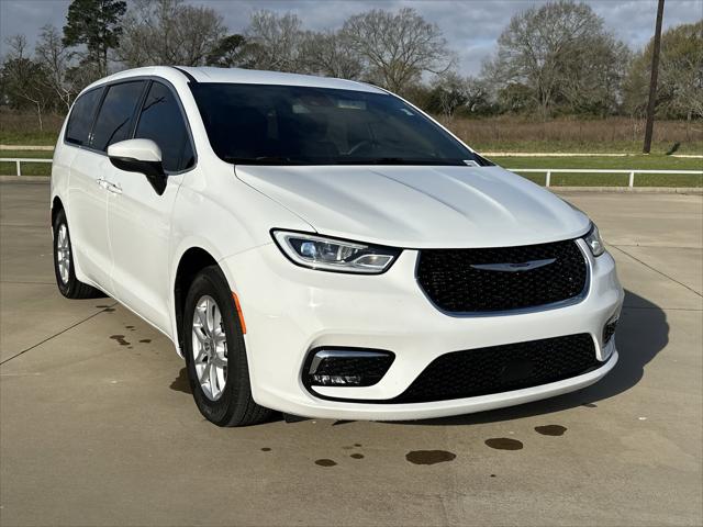 2023 Chrysler Pacifica Touring