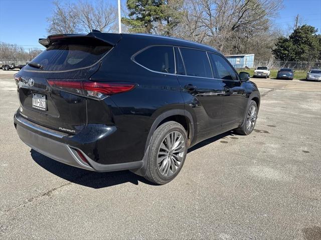 2022 Toyota Highlander Platinum