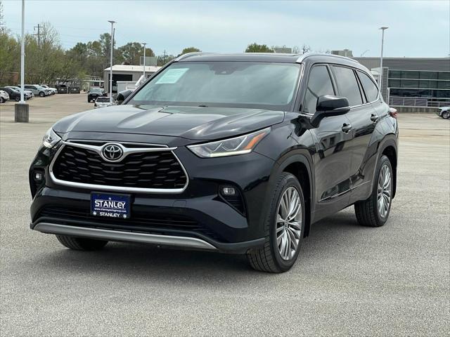 2022 Toyota Highlander Platinum