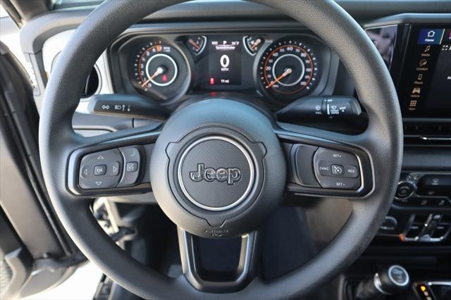 2025 Jeep Gladiator GLADIATOR NIGHTHAWK 4X4