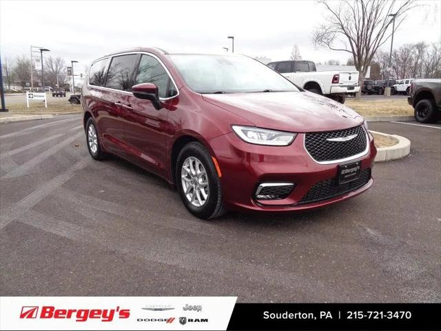 2023 Chrysler Pacifica Touring L for sale in Souderton, PA