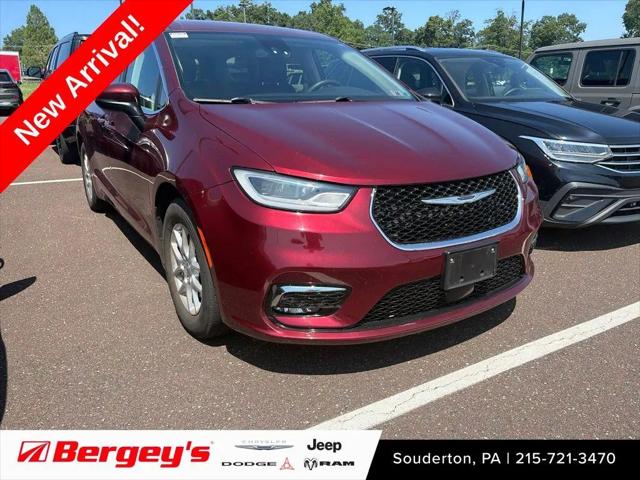 2023 Chrysler Pacifica Touring L for sale in Souderton, PA