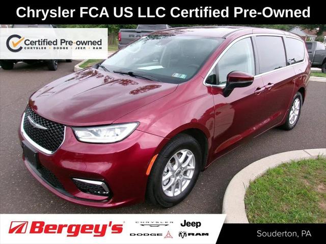2023 Chrysler Pacifica Touring L for sale in Souderton, PA