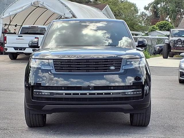 2025 Land Rover Range Rover P400 SE 7 Seat