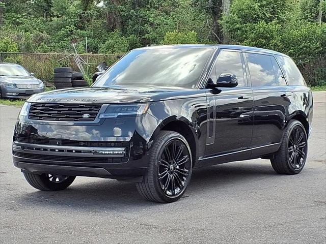 2025 Land Rover Range Rover P400 SE 7 Seat