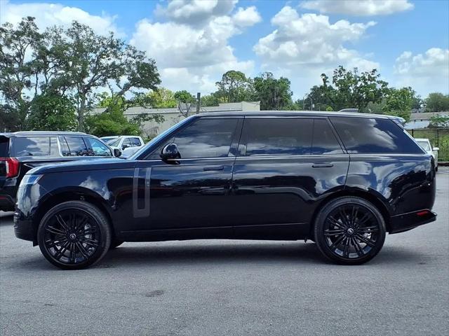 2025 Land Rover Range Rover P400 SE 7 Seat