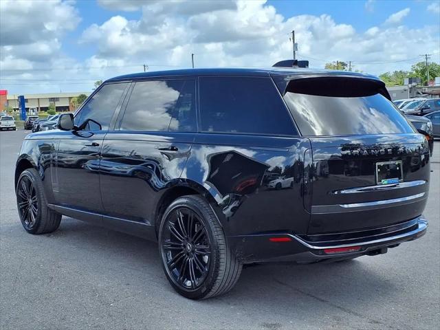 2025 Land Rover Range Rover P400 SE 7 Seat