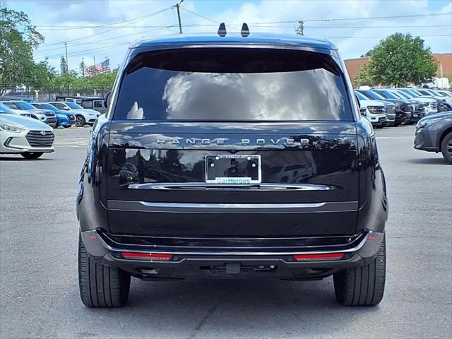2025 Land Rover Range Rover P400 SE 7 Seat