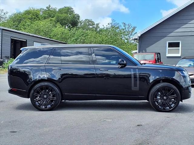2025 Land Rover Range Rover P400 SE 7 Seat
