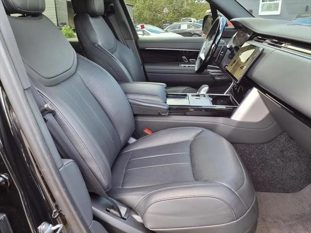 2025 Land Rover Range Rover P400 SE 7 Seat