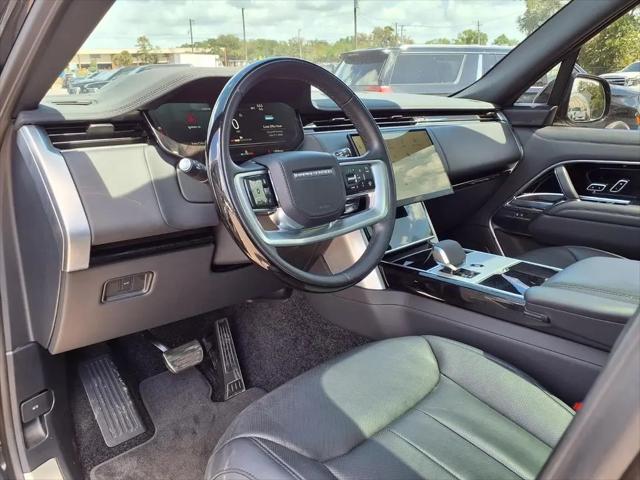 2025 Land Rover Range Rover P400 SE 7 Seat