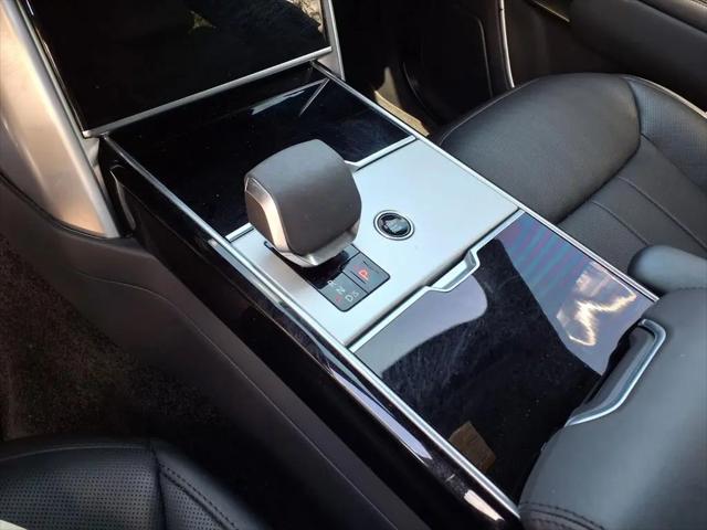 2025 Land Rover Range Rover P400 SE 7 Seat