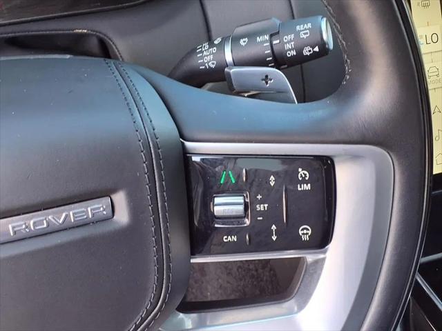 2025 Land Rover Range Rover P400 SE 7 Seat