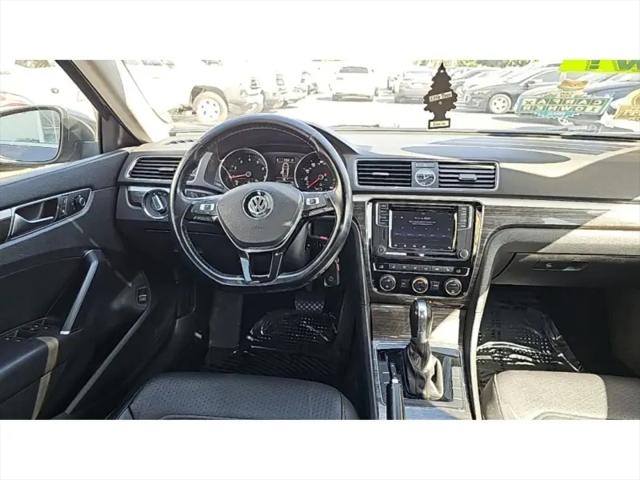 2016 Volkswagen Passat 1.8T SE