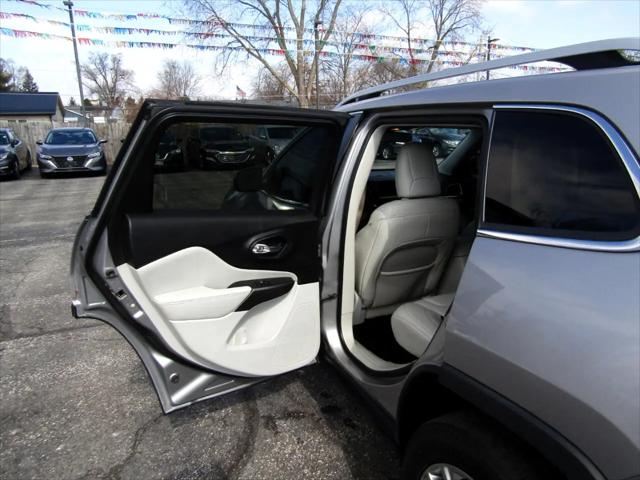 2020 Jeep Cherokee Latitude Plus FWD
