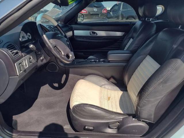 2003 Ford Thunderbird Base