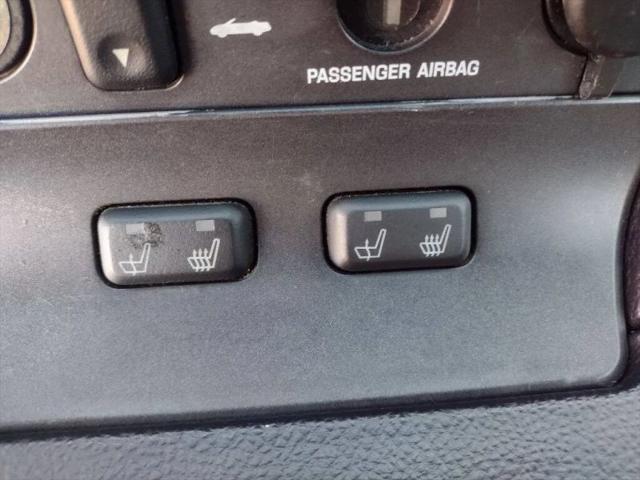 2003 Ford Thunderbird Base