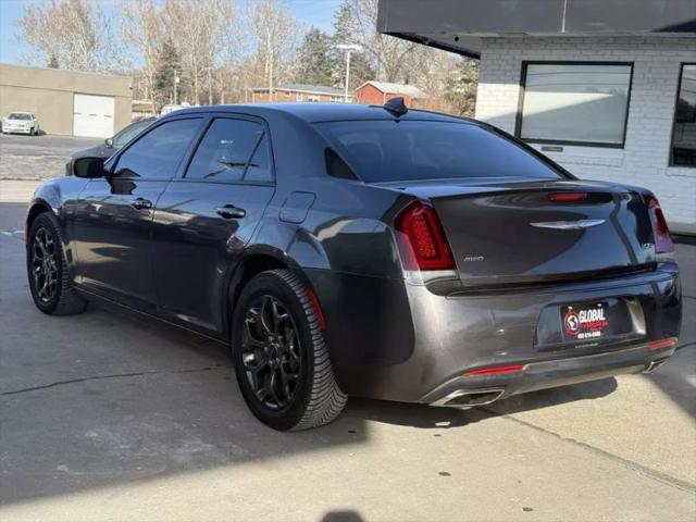 2018 Chrysler 300 Touring AWD