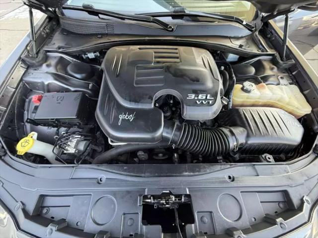 2018 Chrysler 300 Touring AWD