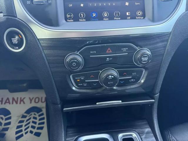 2018 Chrysler 300 Touring AWD