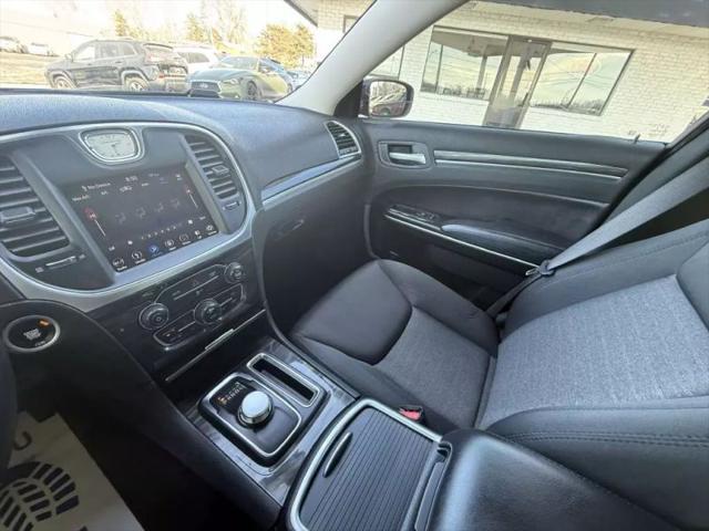 2018 Chrysler 300 Touring AWD